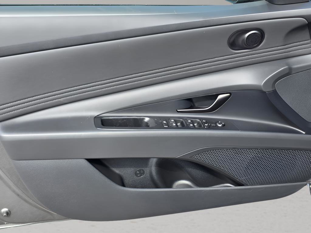 New 2026 Hyundai Elantra SEL Sport image 12