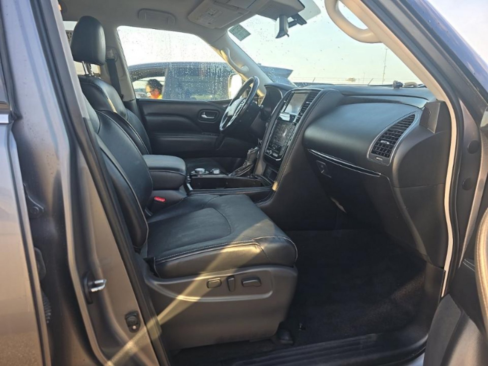 Used 2021 INFINITI QX80 Luxe AWD/4WD image 14