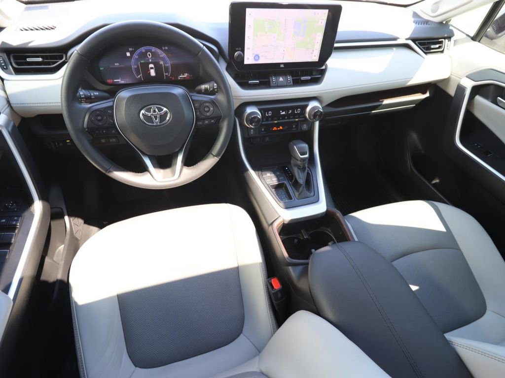 Used 2024 Toyota RAV4 Limited image 9