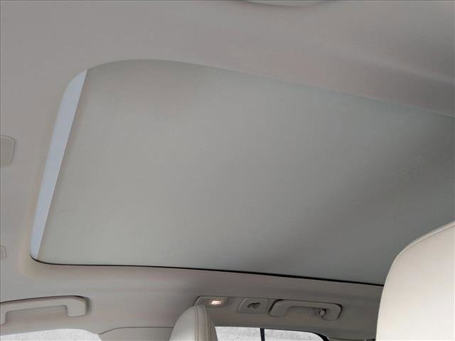 Used 2023 Volvo XC60 T8 Ultimate w/ Protection Package Premier image 15