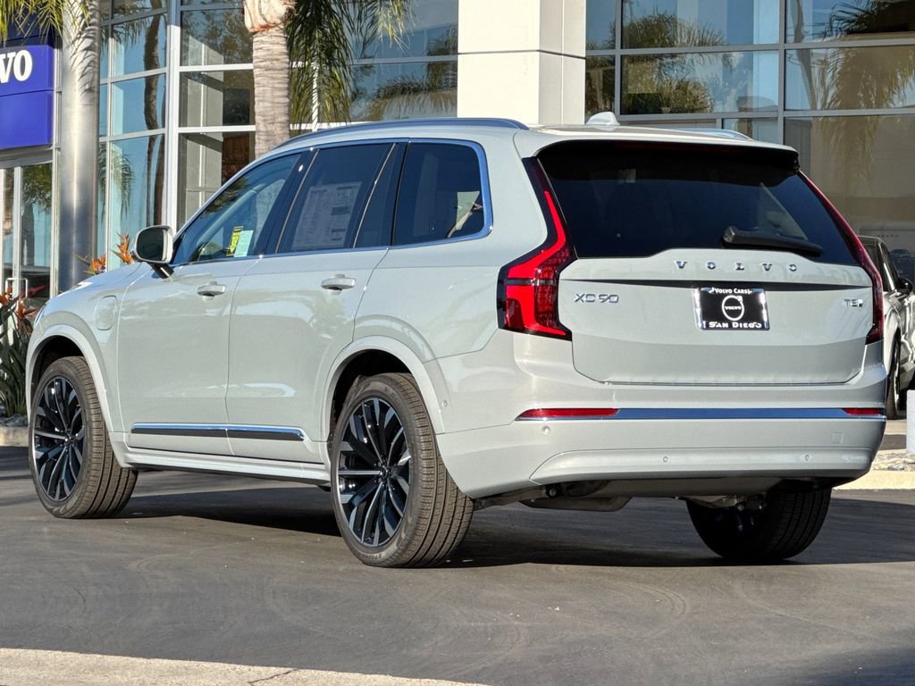 New 2026 Volvo XC90 T8 Ultra w/ Protection Package Premier image 3