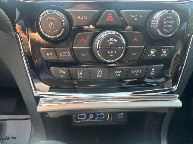 Used 2021 Jeep Grand Cherokee Altitude AWD/4WD image 37