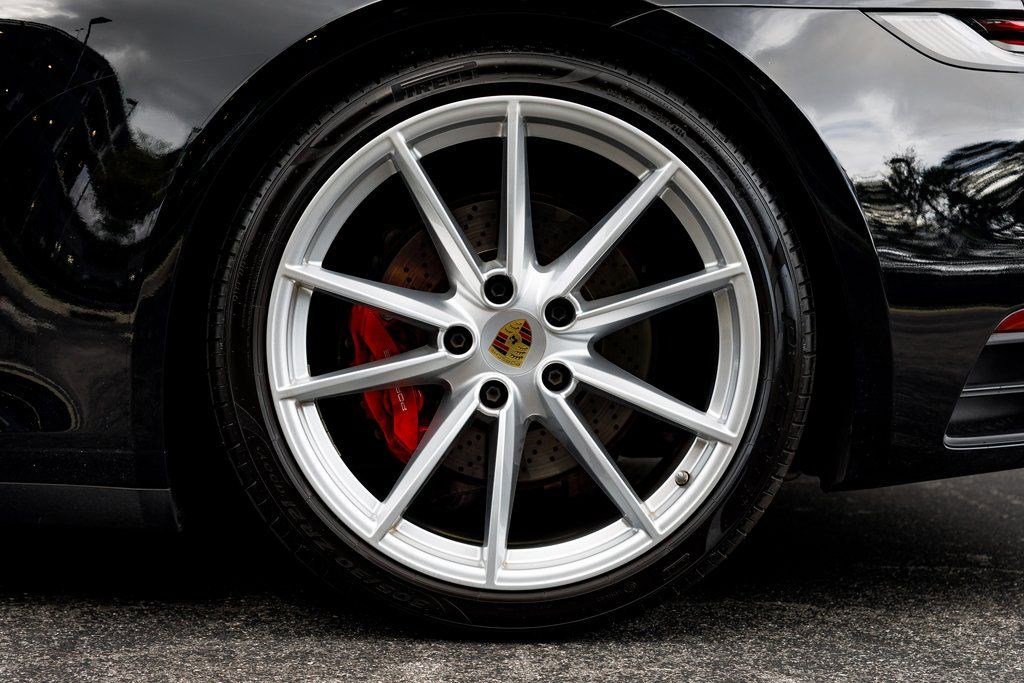 Used 2024 Porsche 911 Carrera S image 11