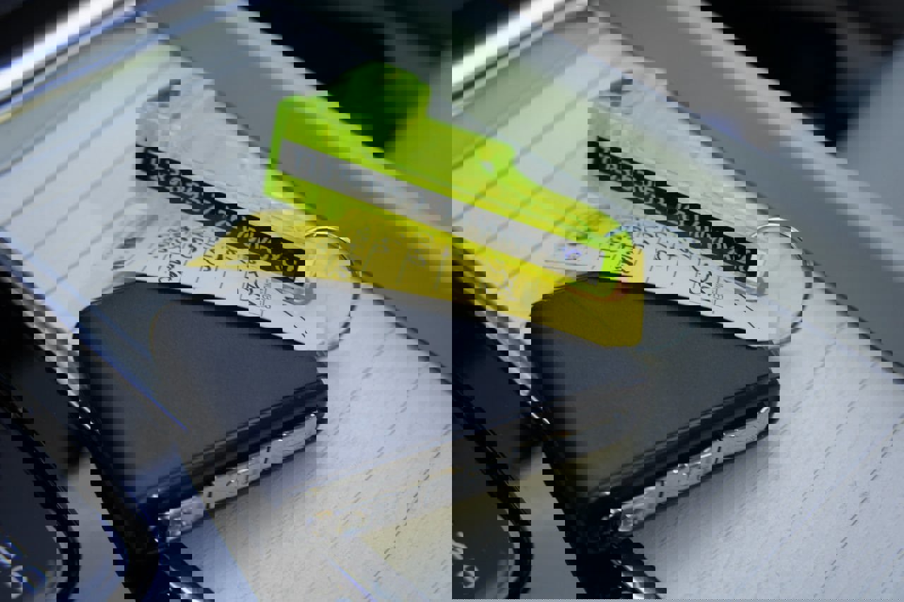 New 2026 Volvo XC60 T8 Ultra w/ Protection Package Premier image 25