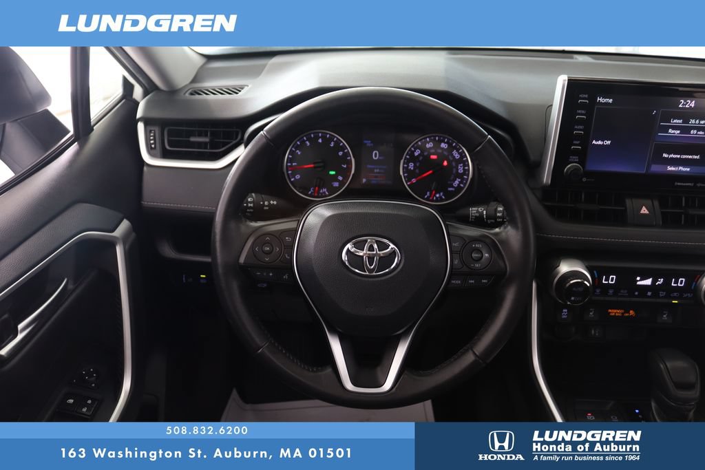 Used 2019 Toyota RAV4 XLE w/ Convenience Package AWD/4WD image 18