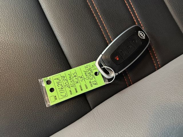 Used 2024 Nissan Kicks SR w/ SR Premium Package image 26