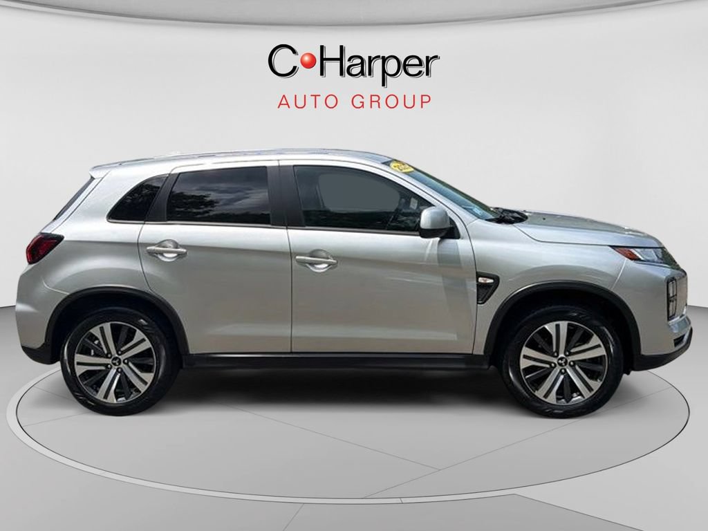 Used 2025 Mitsubishi Outlander Sport ES AWD/4WD image 1