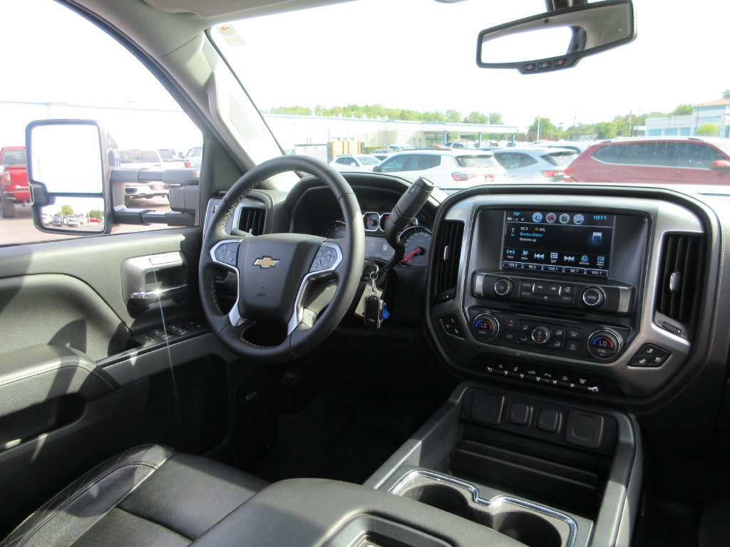Certified 2019 Chevrolet Silverado 3500 LTZ w/ Duramax Plus Package AWD/4WD image 28