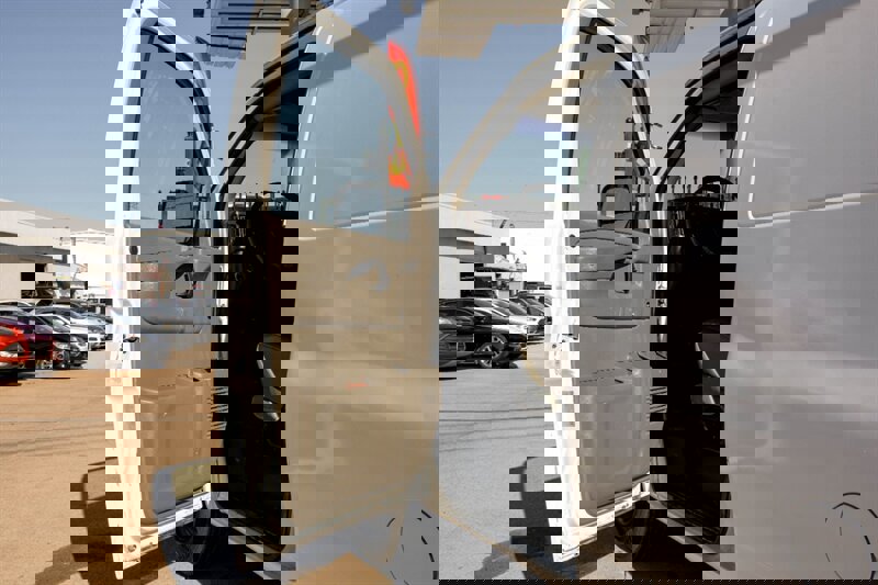 Used 2012 Chevrolet Express 2500 image 28