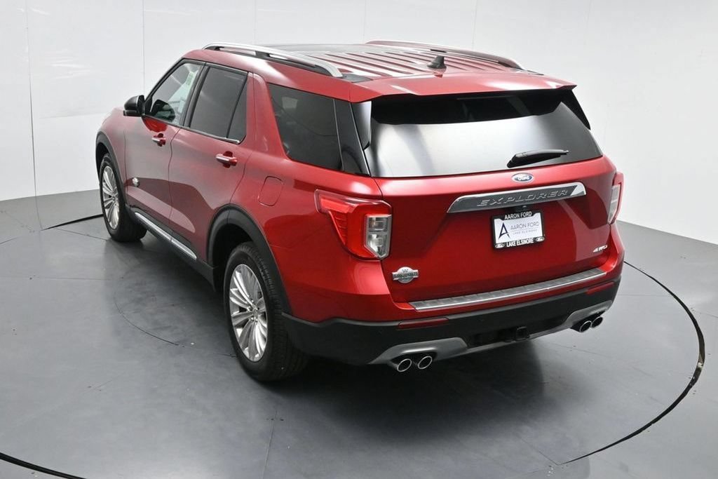 Used 2024 Ford Explorer King Ranch w/ Technology Package AWD/4WD image 12