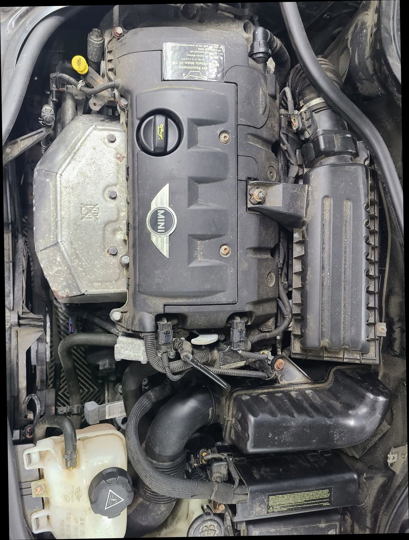 Used 2011 MINI Cooper Convertible image 40