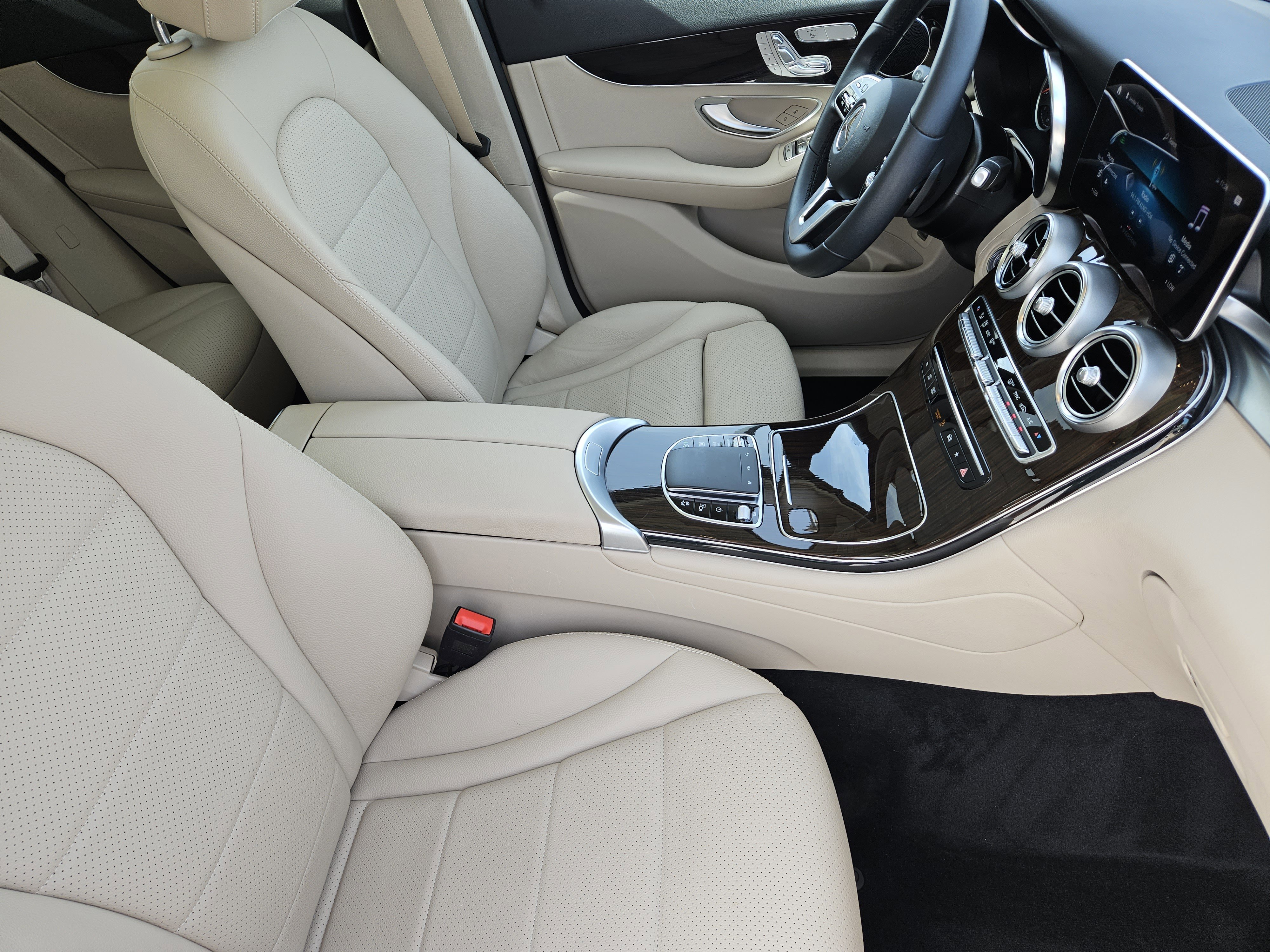 Certified 2022 Mercedes-Benz GLC 300 image 14