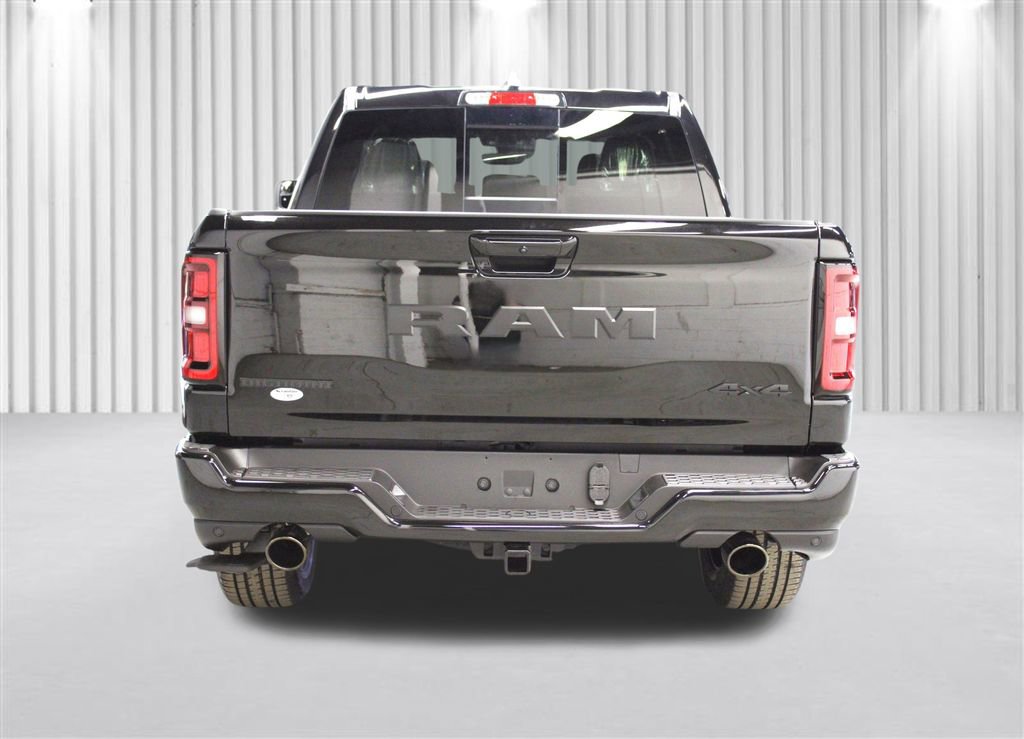 New 2026 RAM 1500 4x4 Crew Cab image 4