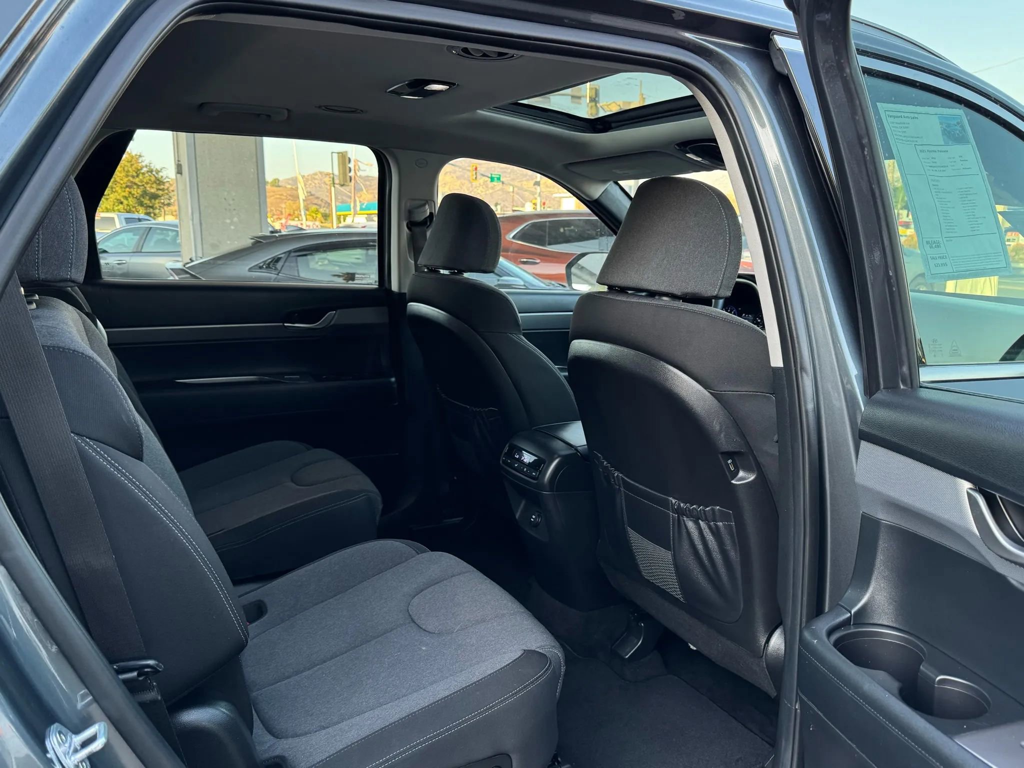 Used 2021 Hyundai Palisade SEL w/ Cargo Package image 27