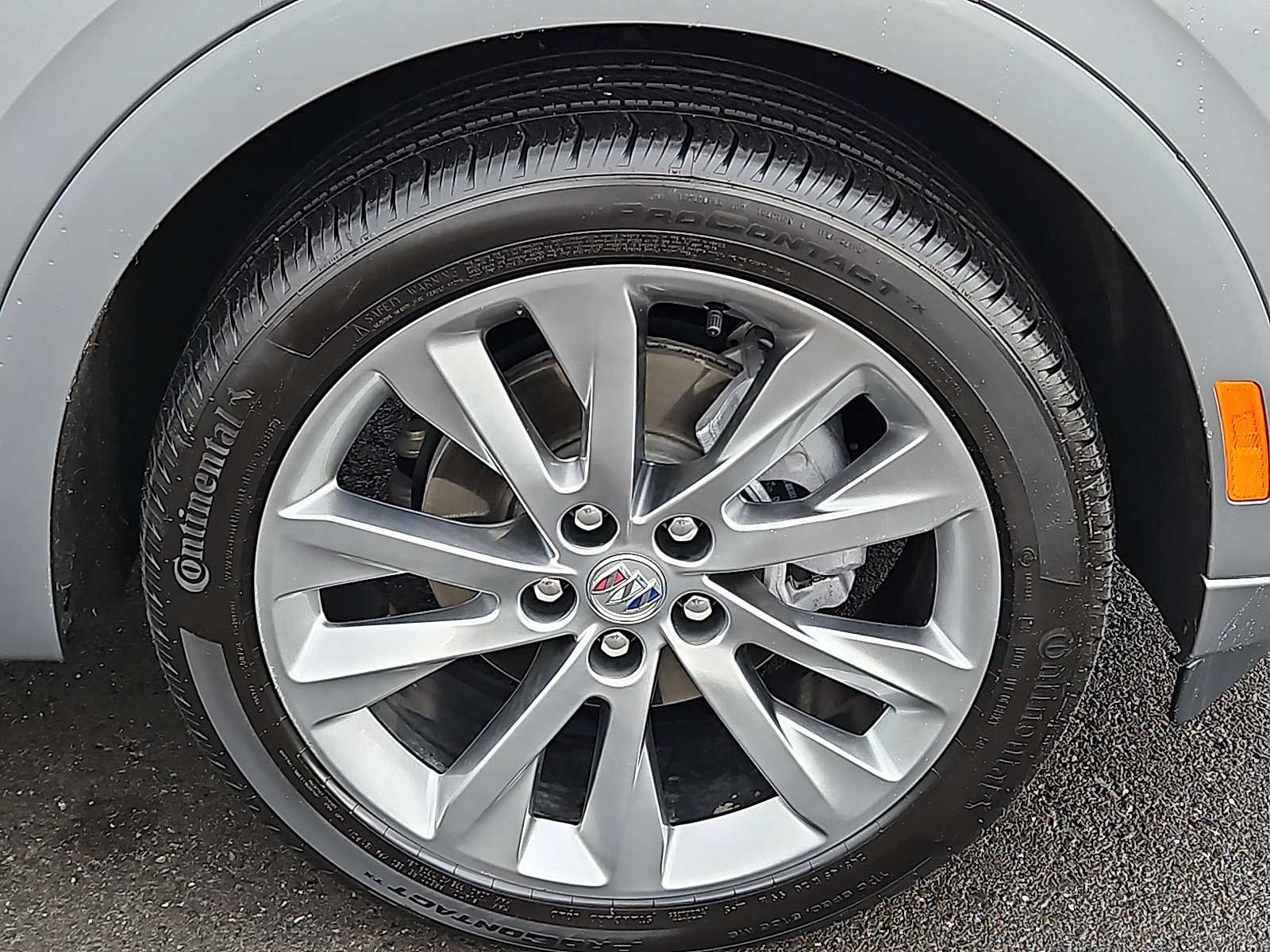 Certified 2023 Buick Envision Avenir image 8