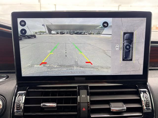Used 2024 Lincoln Navigator Reserve AWD/4WD image 24