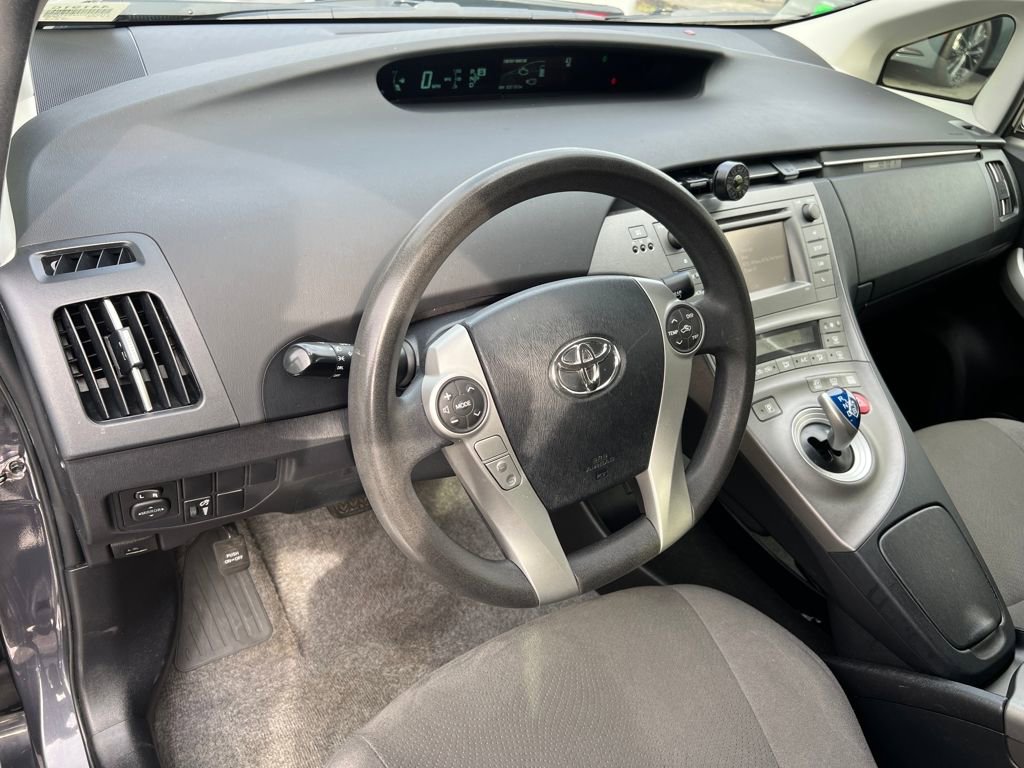 Used 2015 Toyota Prius Two image 12