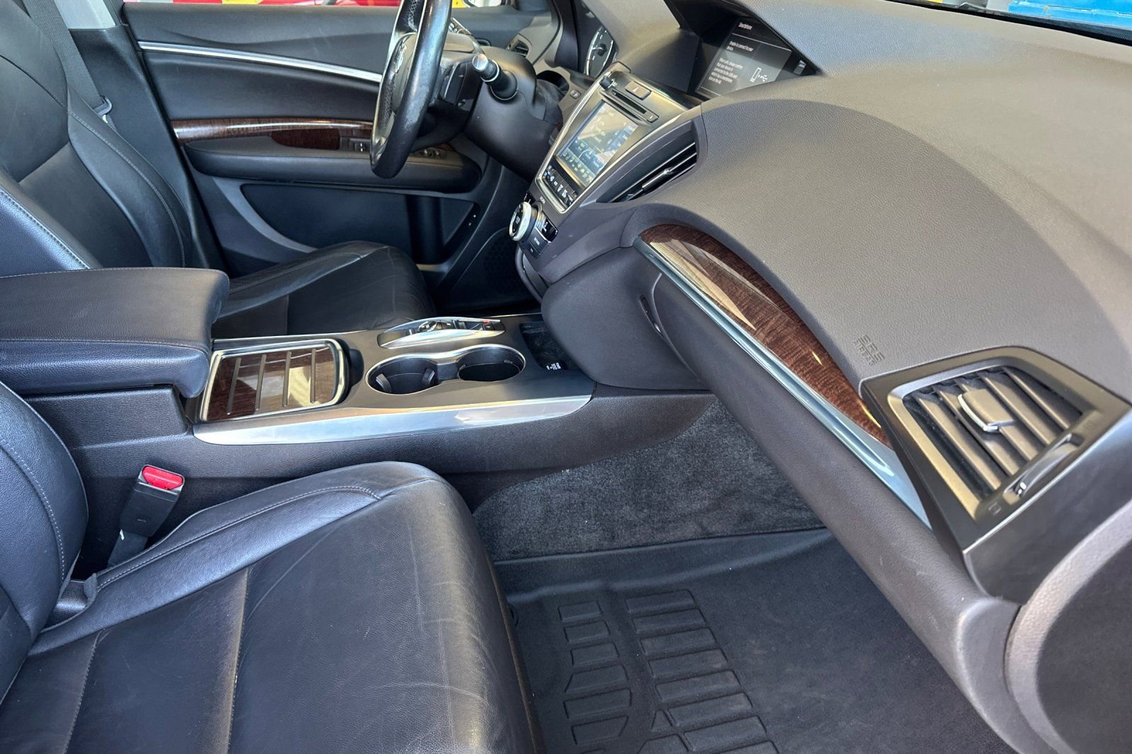 Used 2018 Acura MDX SH-AWD image 18