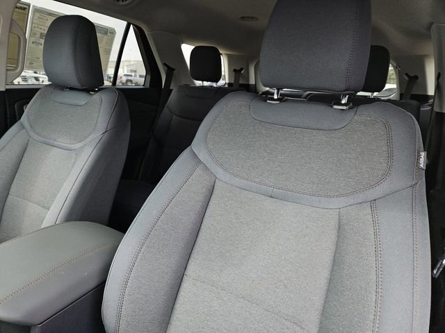New 2025 Ford Explorer Active image 24