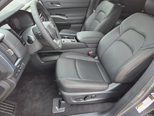 New 2026 Nissan Pathfinder SL w/ SL Premium Package AWD/4WD image 24
