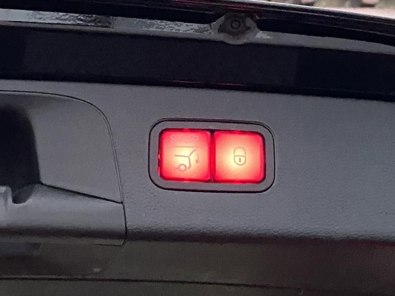 Used 2021 Mercedes-Benz GLC 300 4MATIC image 17