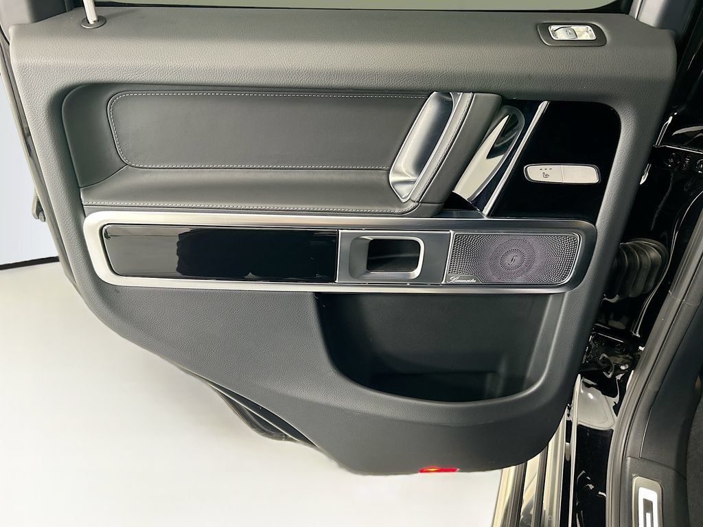 Used 2025 Mercedes-Benz G 550 image 25