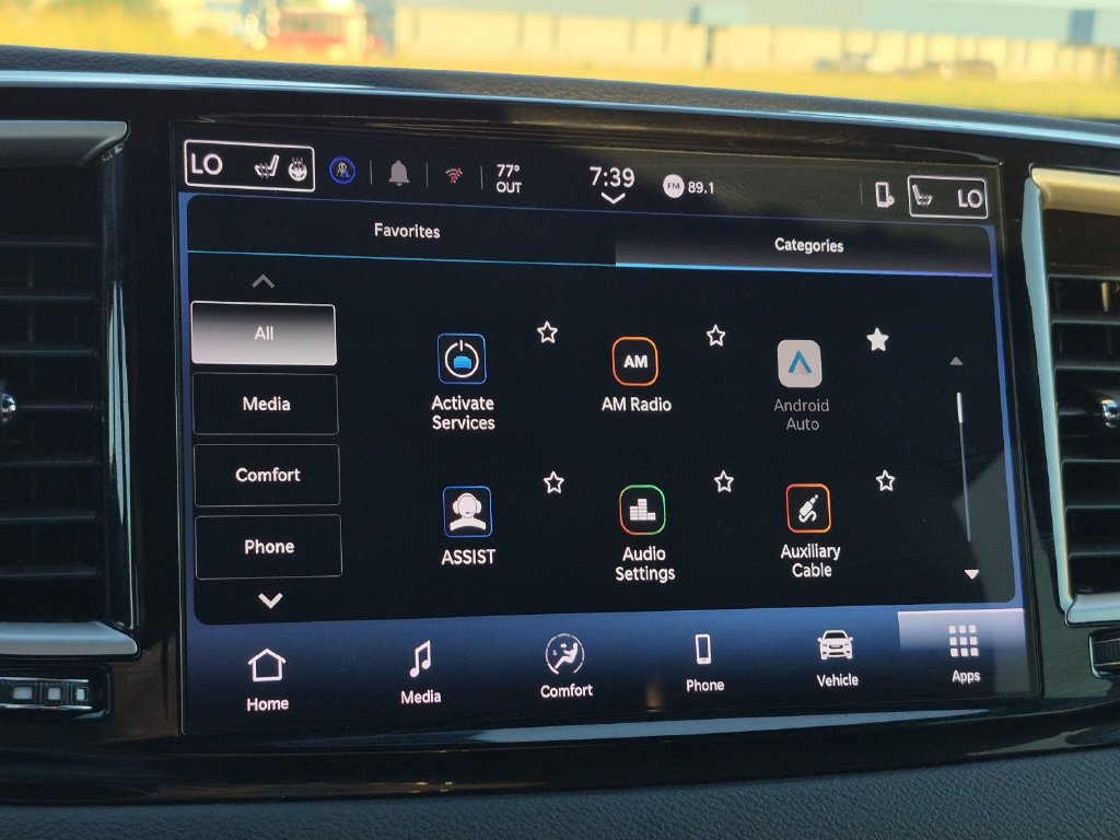 Used 2025 Chrysler Pacifica Select FWD image 26