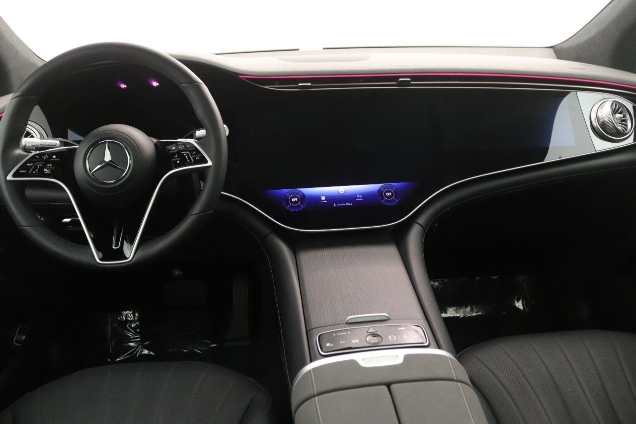 Certified 2023 Mercedes-Benz EQS 580 4MATIC SUV image 9
