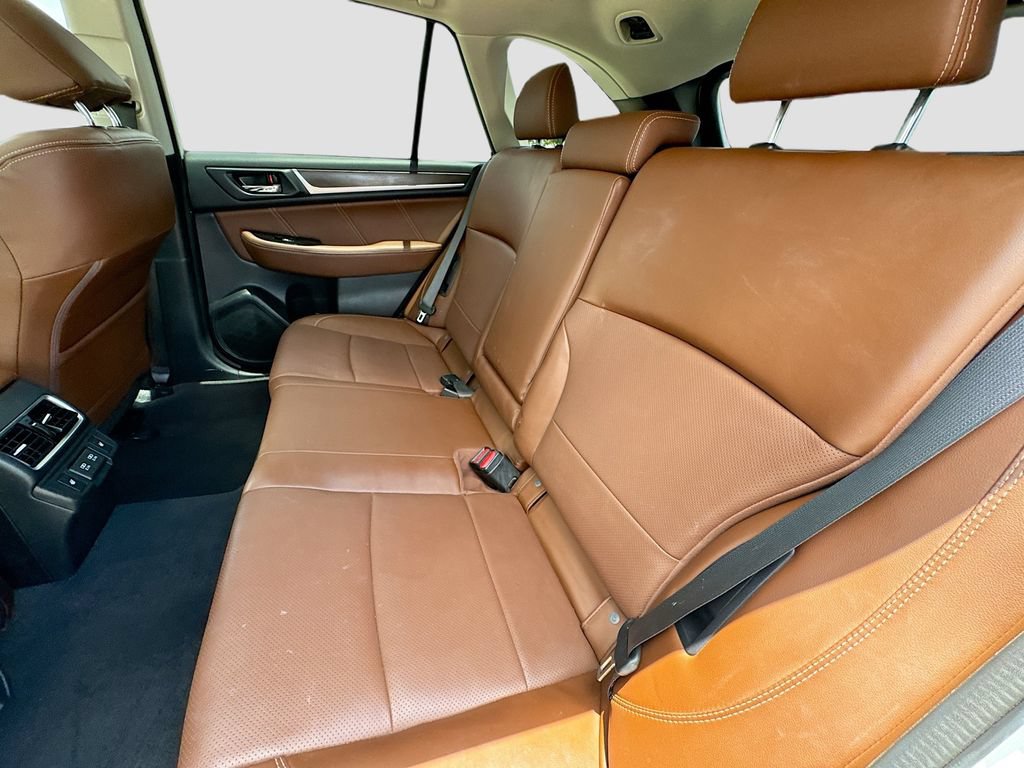 Used 2019 Subaru Outback 2.5i Touring w/ Popular Package #3A AWD/4WD image 30