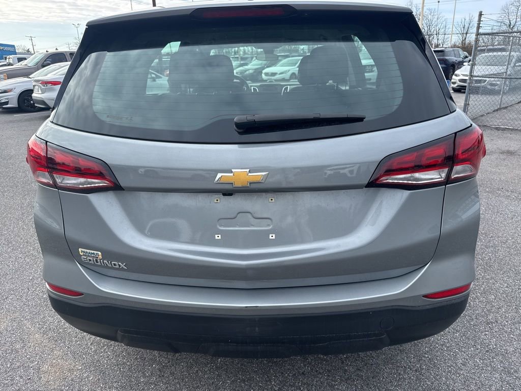 Used 2023 Chevrolet Equinox LS w/ LPO, Floor Liner Package image 4