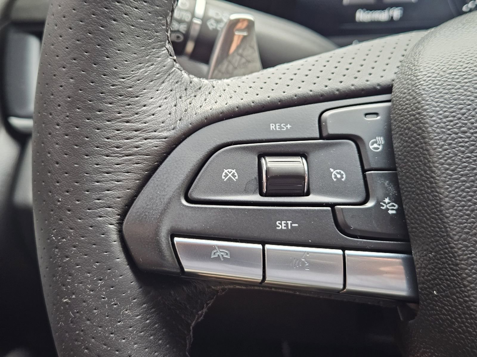 Used 2025 Cadillac CT4 Sport RWD image 23