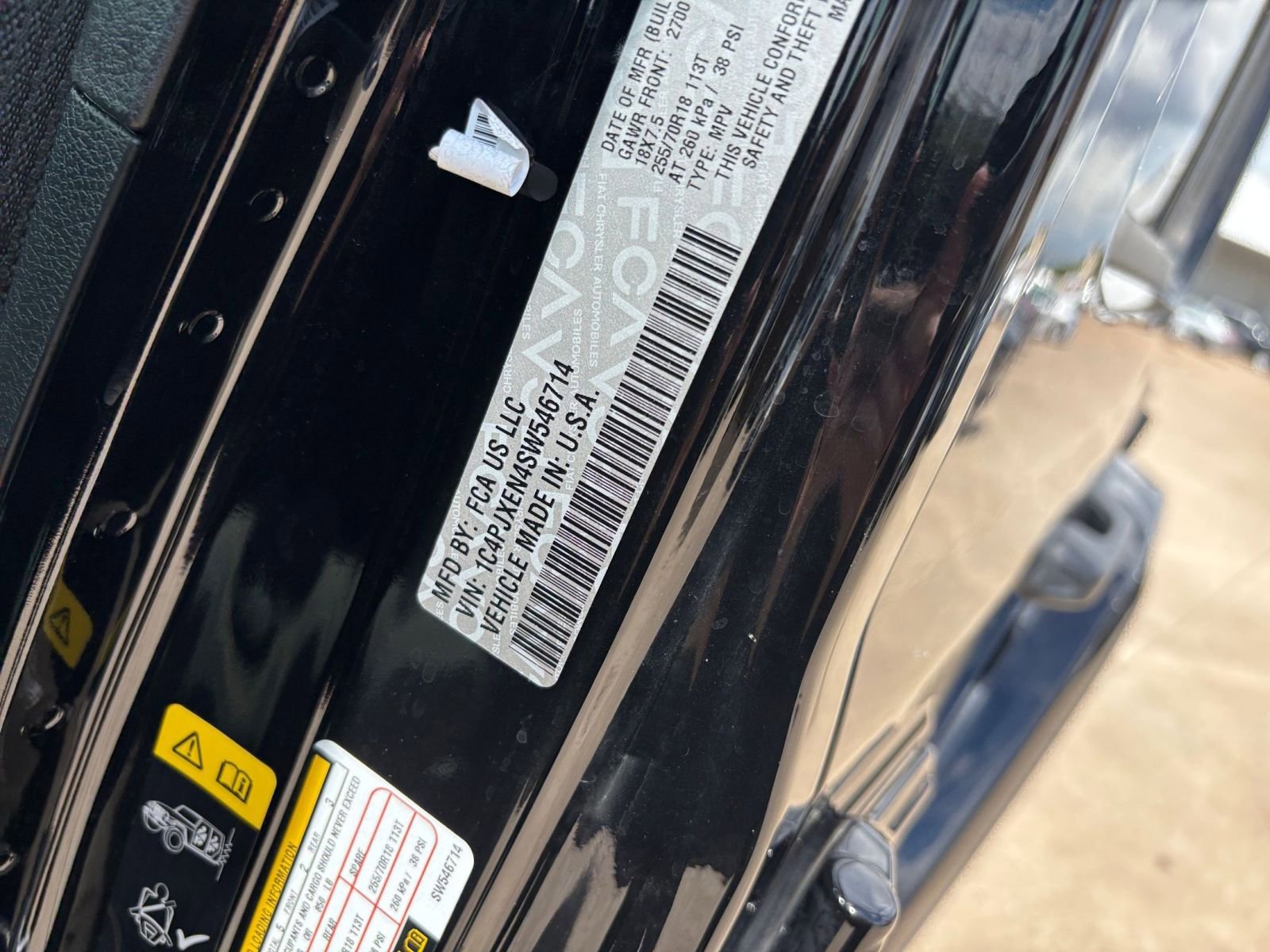 Used 2025 Jeep Wrangler Sahara image 28