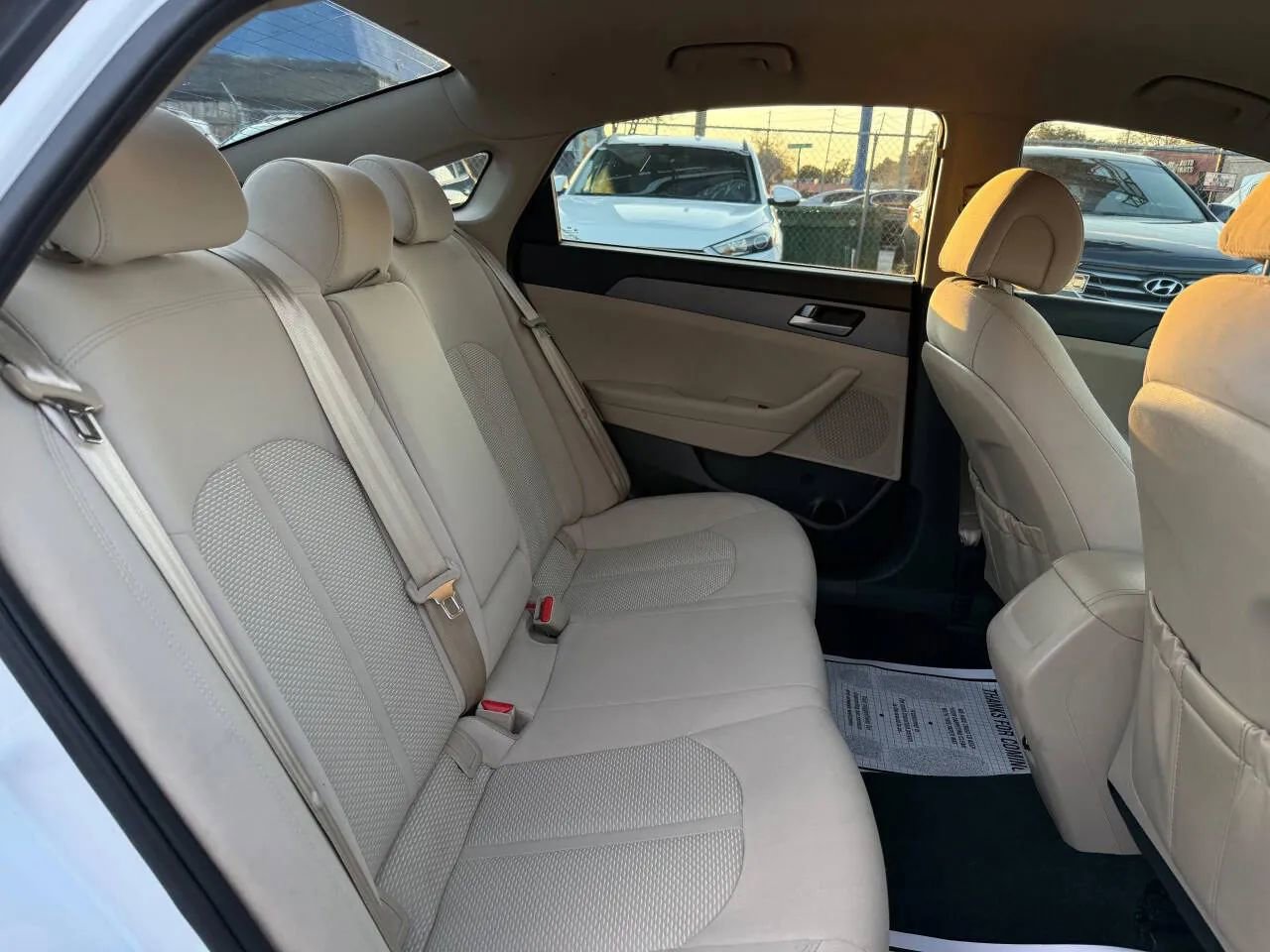 Used 2017 Hyundai Sonata SE w/ Cargo Package image 19