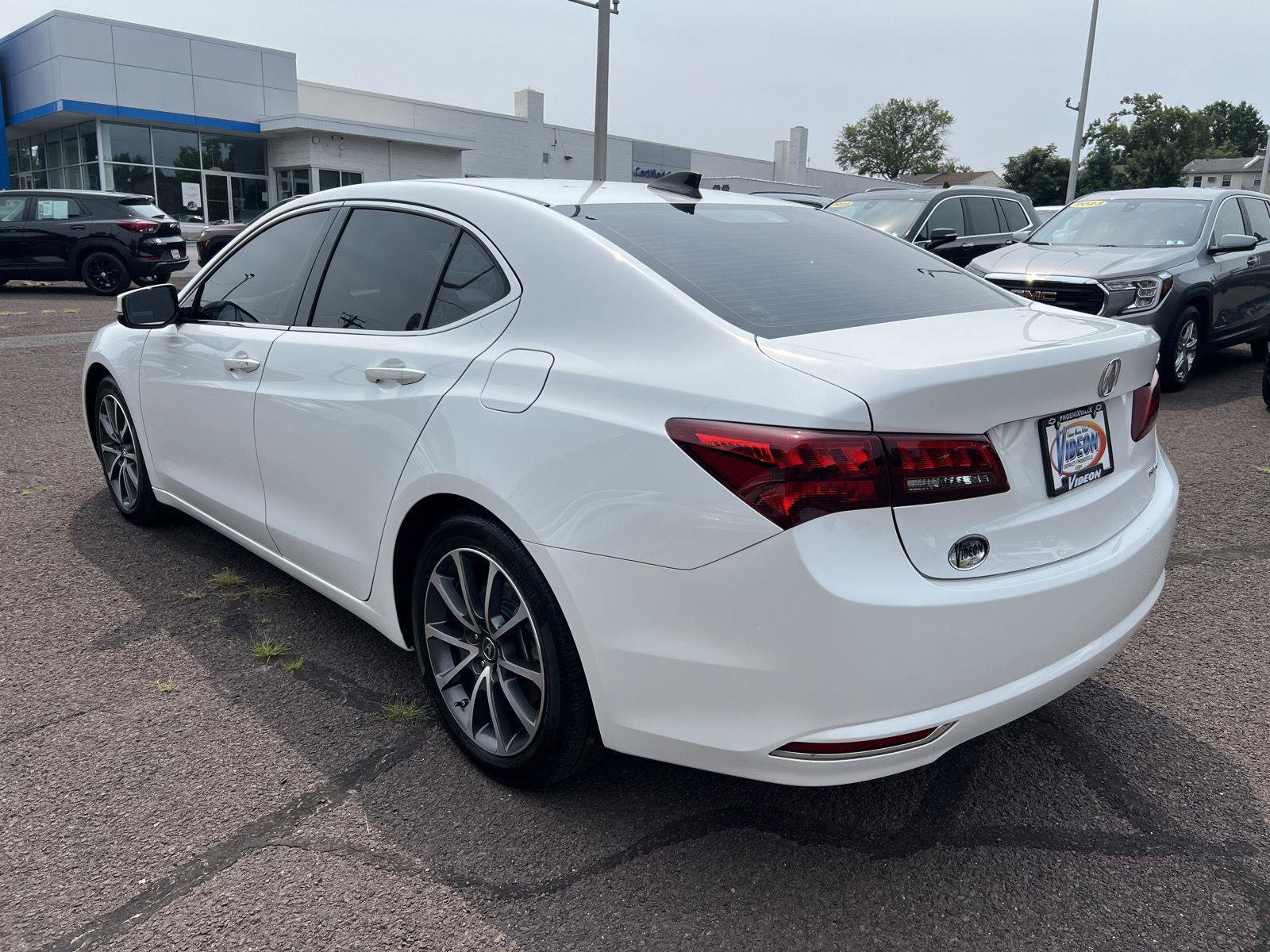 Used 2016 Acura TLX V6 SH-AWD w/ Technology Pkg image 5
