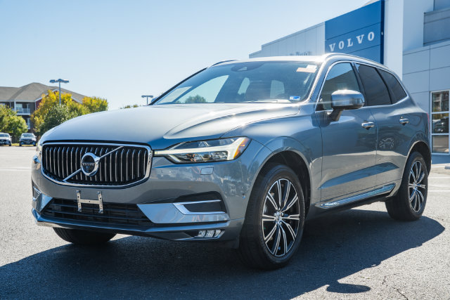 Used 2018 Volvo XC60 T5 Inscription w/ Luxury Seat Package AWD/4WD image 3