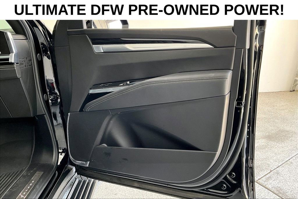 Used 2025 Cadillac Escalade Sport w/ Touring Package AWD/4WD image 22