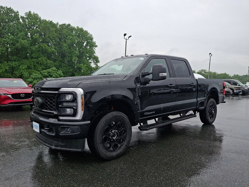 Used 2026 Ford F250 Lariat w/ Black Appearance Package AWD/4WD image 3