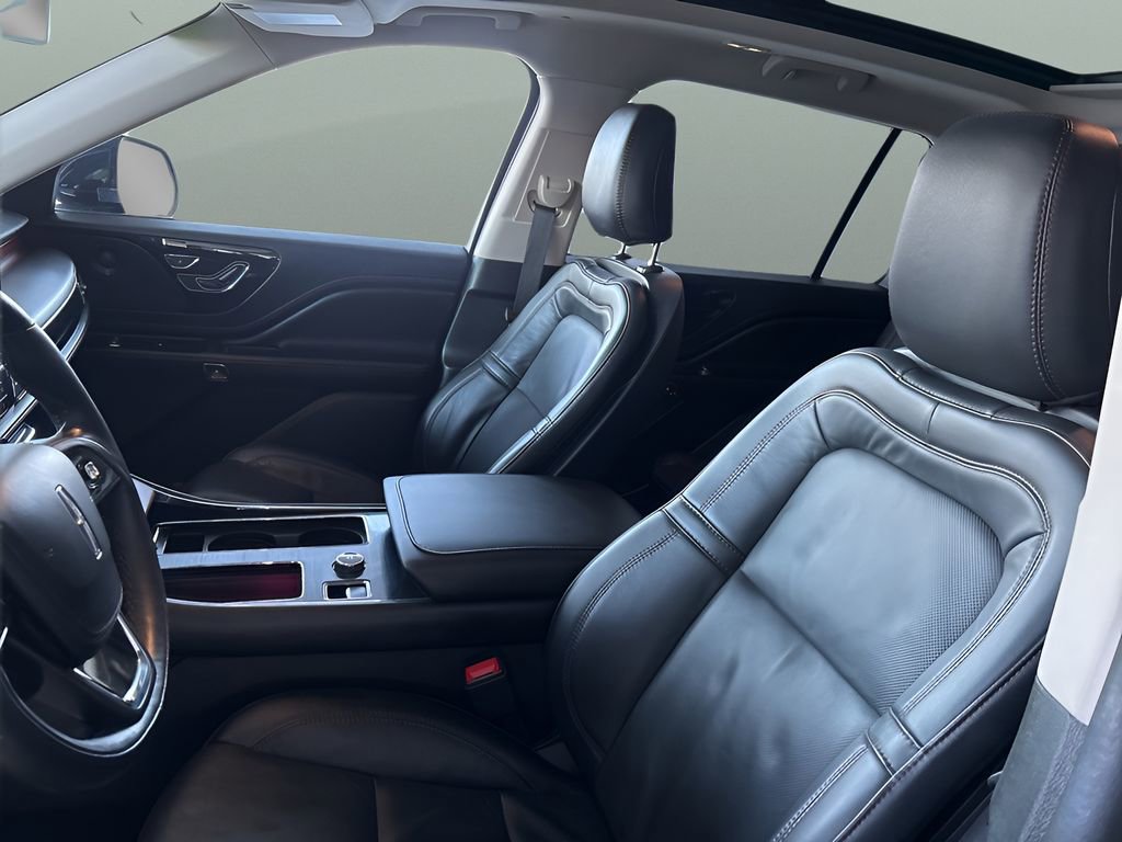 Used 2024 Lincoln Aviator Reserve image 8