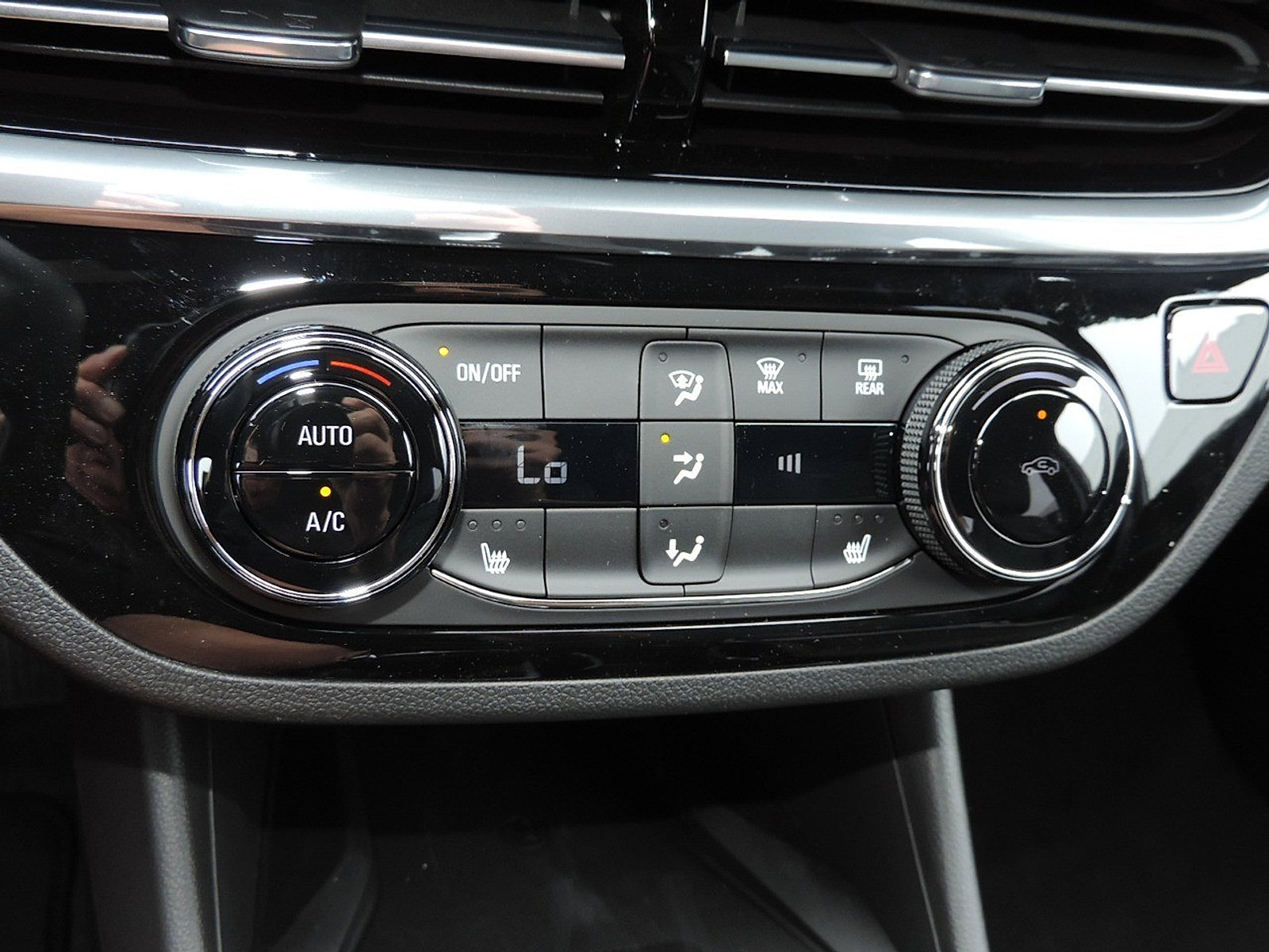 New 2026 Buick Envista Sport Touring w/ Convenience I Package image 19