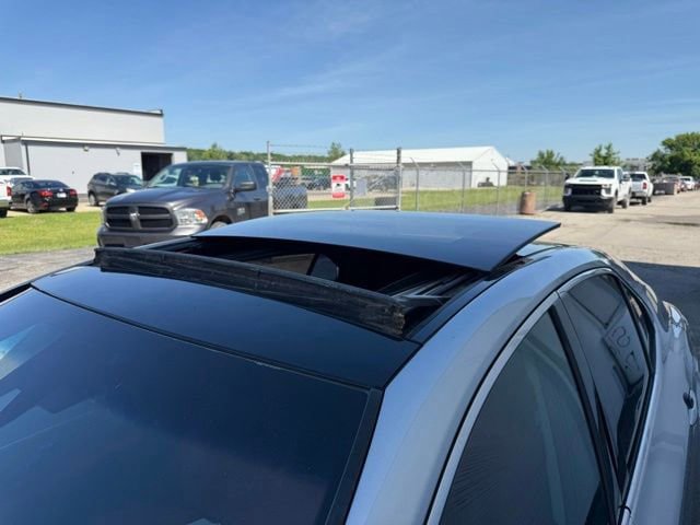 Used 2018 Toyota Camry XSE w/ Audio Package FWD image 9