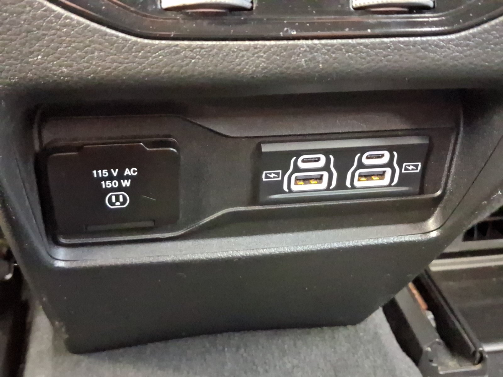 Used 2023 Jeep Grand Cherokee Altitude AWD/4WD image 26