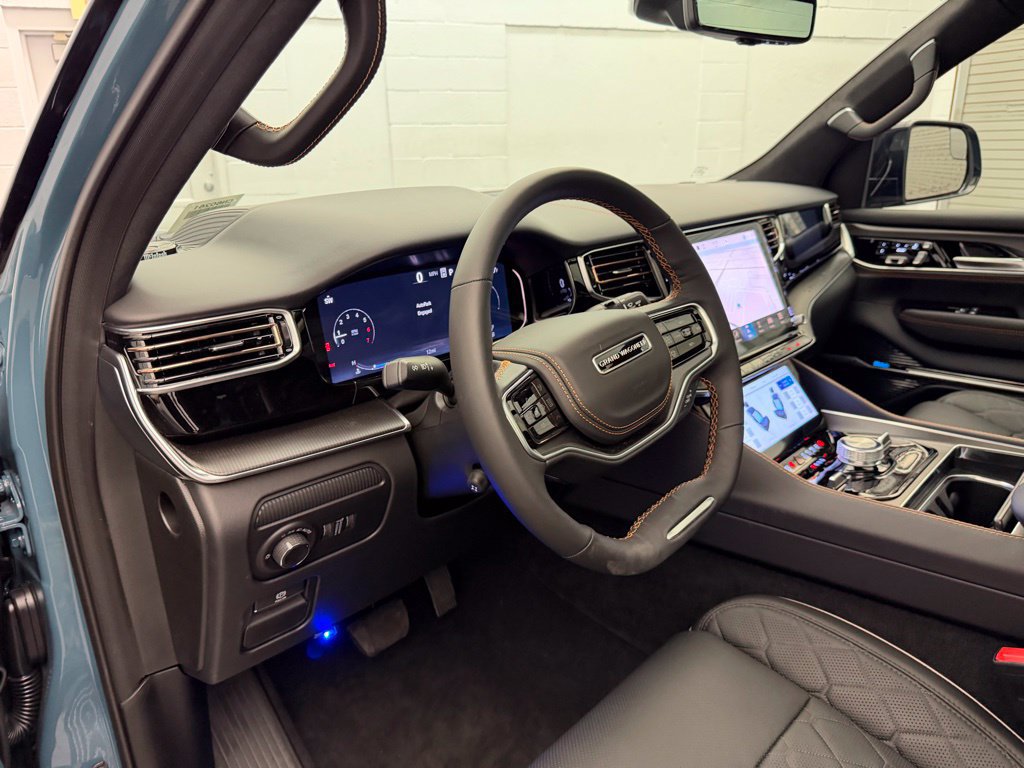 New 2026 Jeep Grand Wagoneer Summit AWD/4WD image 23