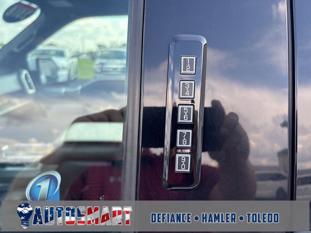 Used 2018 Ford F150 Lariat w/ Equipment Group 502A Luxury image 19