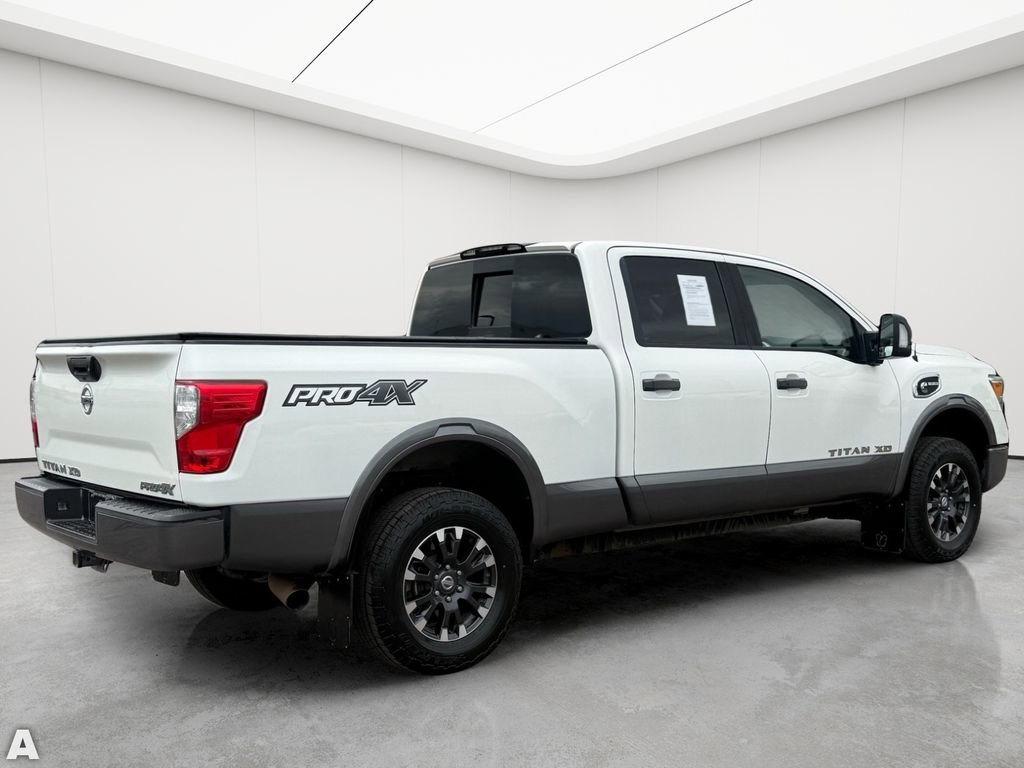 Used 2017 Nissan Titan PRO-4X image 7