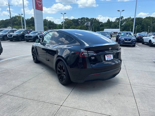 Used 2021 Tesla Model Y Long Range AWD/4WD image 5