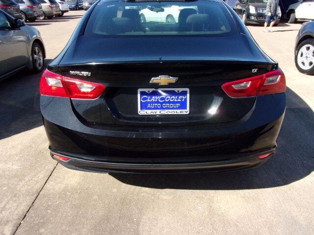 Used 2017 Chevrolet Malibu LT image 6