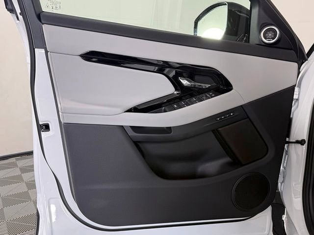 New 2026 Land Rover Range Rover Evoque S AWD/4WD image 26