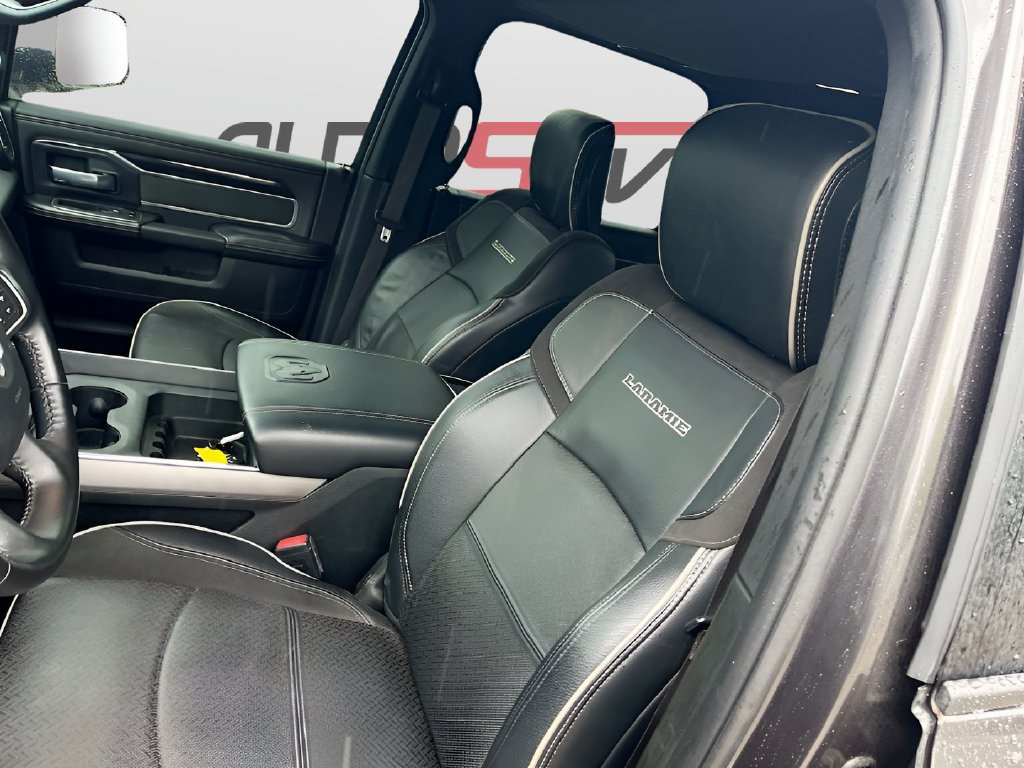 Used 2021 RAM 3500 Laramie AWD/4WD image 19