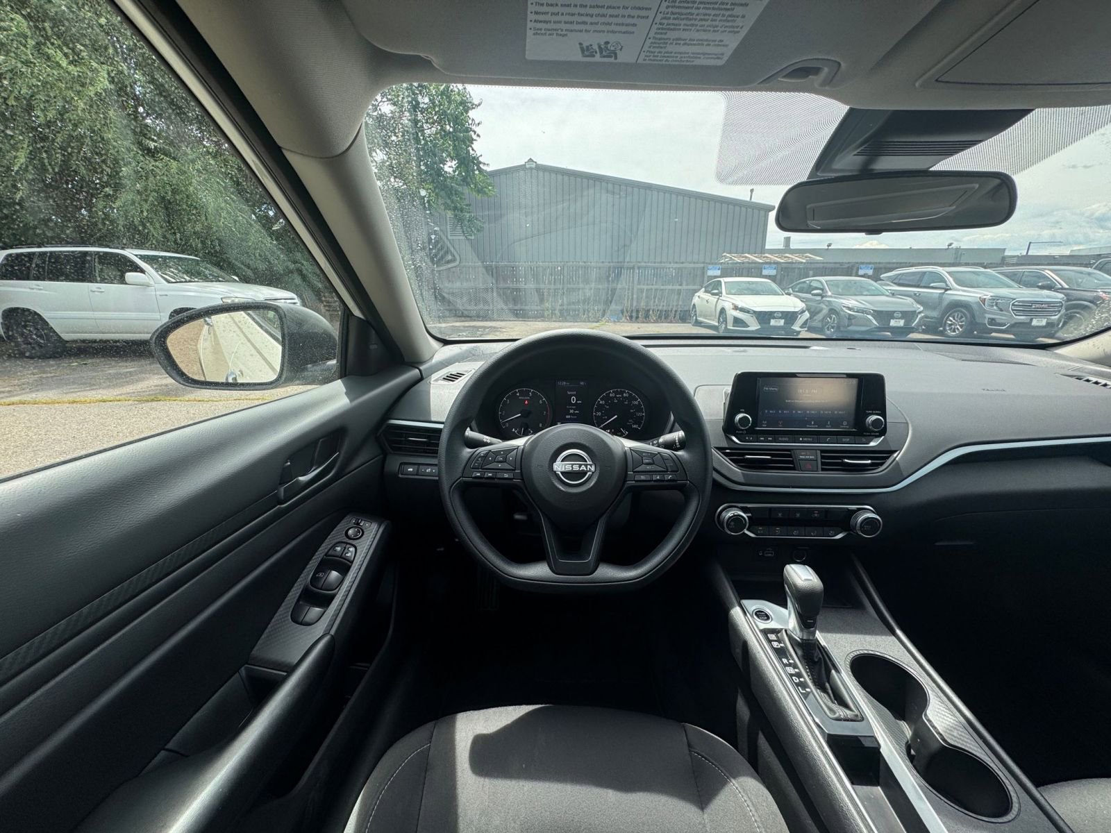 Used 2024 Nissan Altima 2.5 S image 32