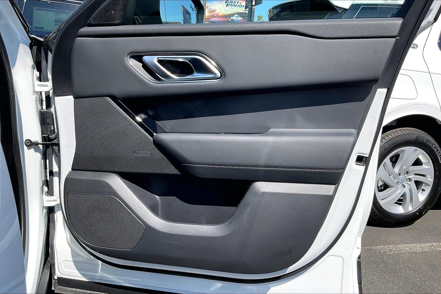 Certified 2026 Land Rover Range Rover Velar S AWD/4WD image 21
